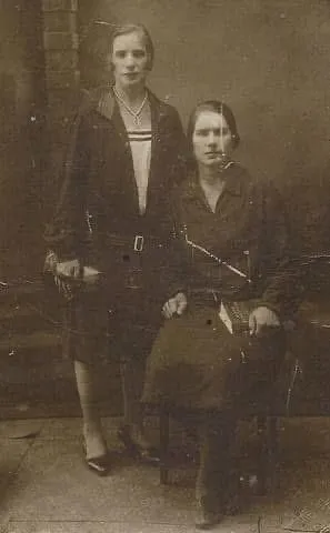 Vintage Sepia Portrait: Two Women in 1930s Fashion - Vintage, Retro - AI Generated Image